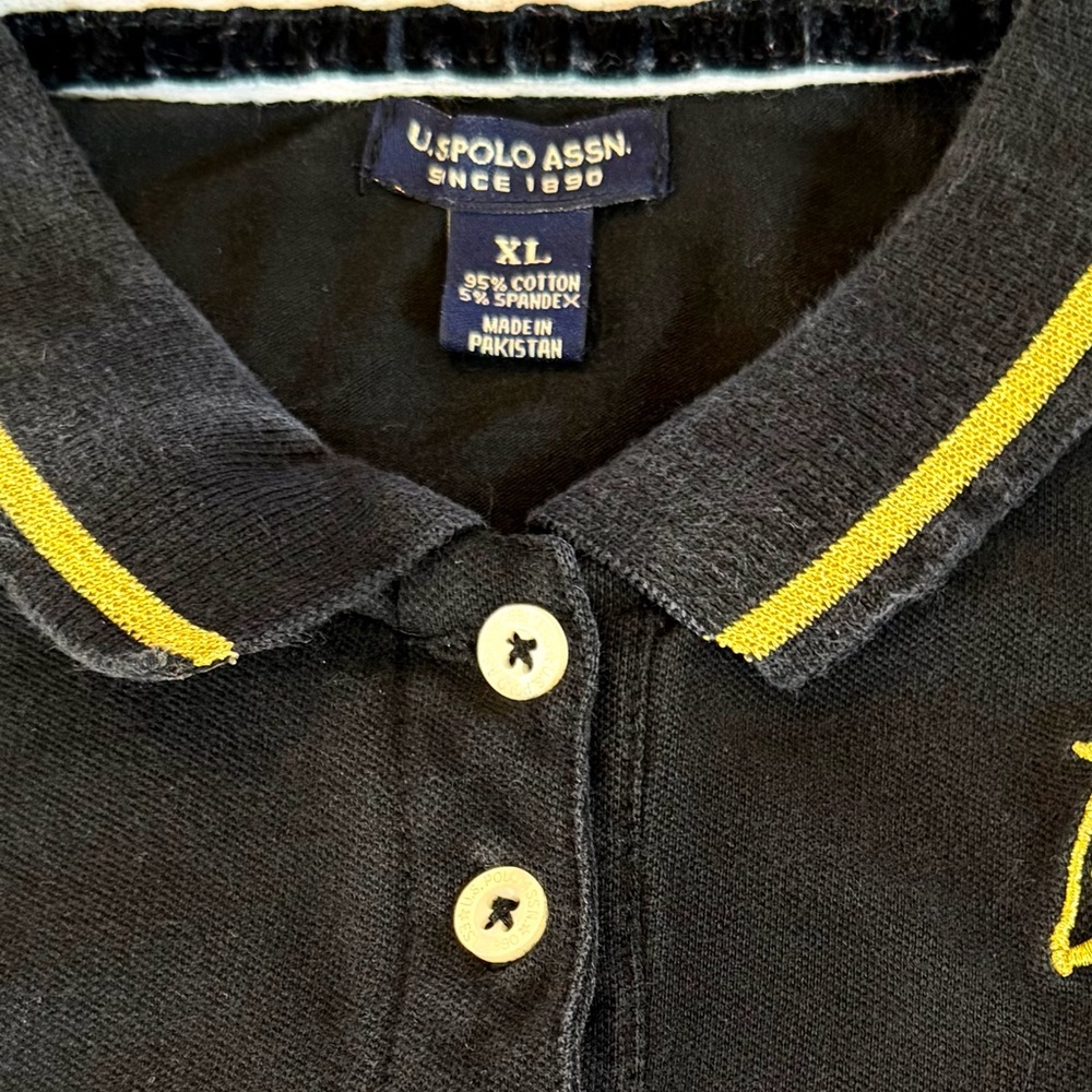 U.S. Polo Assn. Women’s Long Sleeve Polo Shirt Black & Gold Embroidered XL - Picture 2 of 8